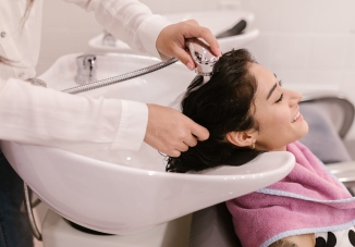 Pflege-Tipps und Styling-Ideen für perfekte Beach-Waves