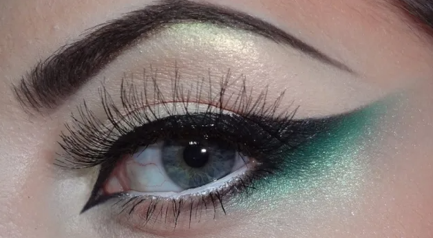 12 atemberaubende Make-up-Looks zum Ausprobieren im Herbst 2025
